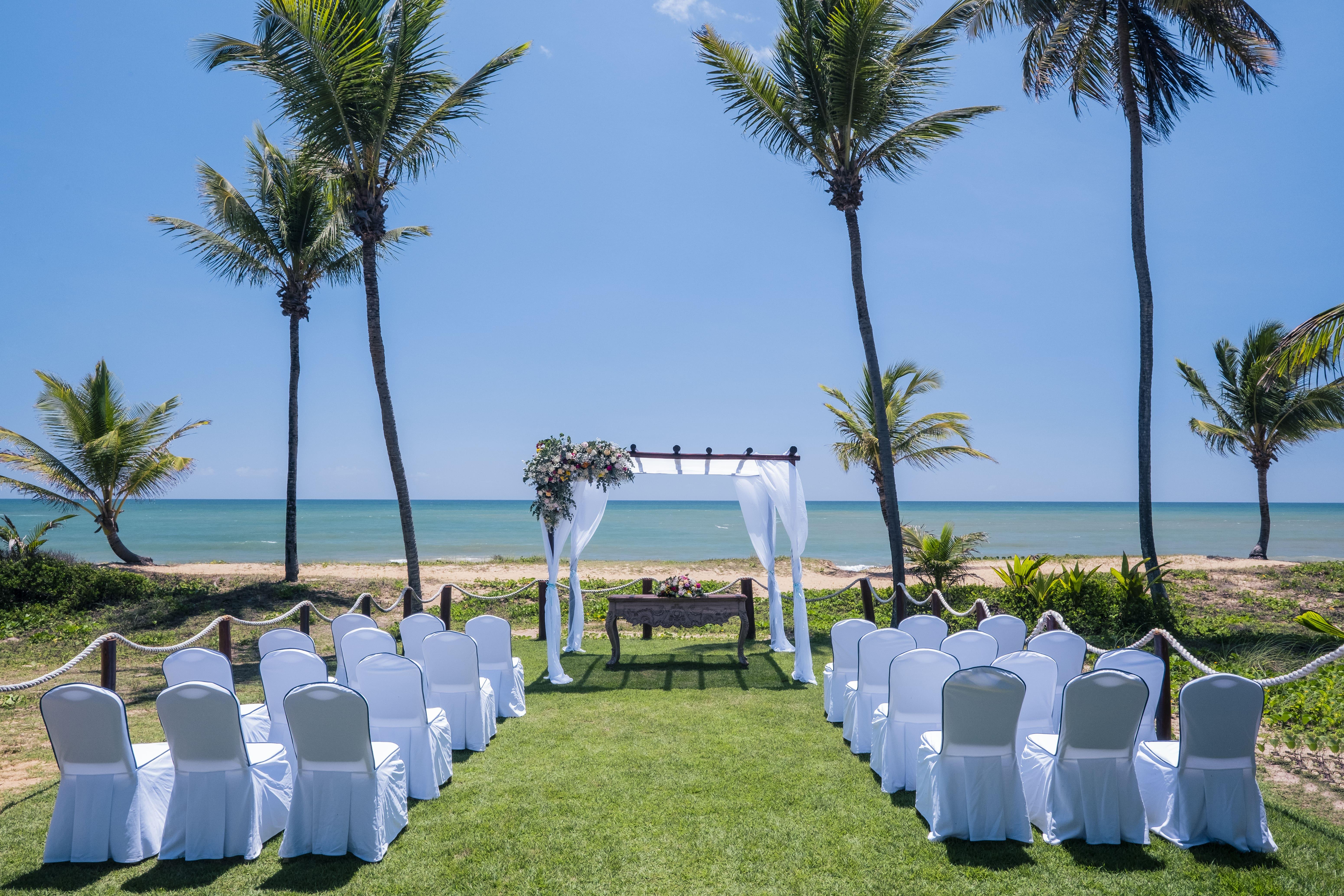 Iberostar Selection Прайя-ду-Форте Экстерьер фото A beach wedding in Vietnam